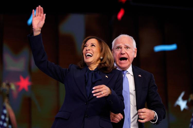 Den demokratiske præsidentkandidat, vicepræsident Kamala Harris, og hendes vicepræsidentkandidat, Tim Walz, giver deres første større interview natten til fredag dansk tid på CNN.  Foto: Justin Sullivan/Ritzau Scanpix