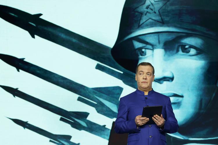 Dmitrij Medvedev er en af Moskvas høge, der har markeret sig som en stærk fortaler for mere krig mod ukrainerne og andre, der kommer Rusland på tværs. Arkivfoto. Foto: Ekaterina Shtukina/Ritzau Scanpix