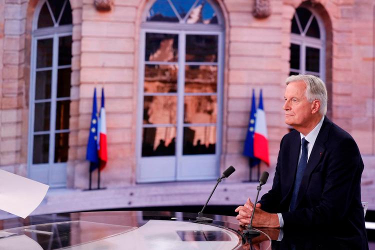 To måneder efter parlamentsvalget har præsident Emmanuel Macron udpeget en politisk nestor som premierminister. Foto: Ludovic Marin/Ritzau Scanpix