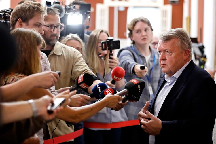 Efter gruppemødet hos Moderaterne på Christiansborg fremlagde partiet en plan for at forbedre arbejdsmiljøet. Nu siger partileder og udenrigsminister Lars Løkke Rasmussen, at der ikke har været sexisme i partiets organisation .   Foto: Jens Dresling