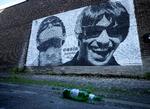 En gruppe af billethajer har delt videoer, hvor de praler med at have tjent 1,8 millioner kroner på at videresælge koncertbilletter til Oasis-koncerterne næste år.  Foto: Phil Noble/Ritzau Scanpix