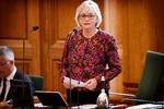Ved Folketingets åbning sidste år, var det Pia Kjærsgaard, der stod for åbningen som folketingsårets længst siddende medlem.  Foto: Jens Dresling