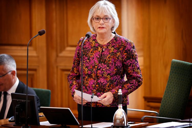 Ved Folketingets åbning sidste år, var det Pia Kjærsgaard, der stod for åbningen som folketingsårets længst siddende medlem.  Foto: Jens Dresling