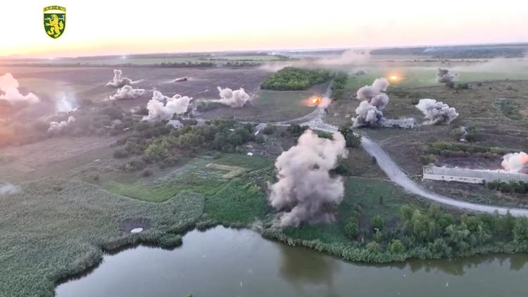 Under kampene i Ukraine er droner vigtige for at kunne holde øje med fjendens bevægelser og styre artilleribeskydningen. Derfor er droneoperatører i høj kurs på begge sider af fronten.. Foto: 68th Separate Jaeger Brigade 'ol/Ritzau Scanpix
