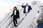 Her ankommer den demokratiske præsidentkandidat, Kamala Harris, og vicepræsidentkandidat, Tim Walz, til Savannah, Georgia, i slutningen af august.  Foto: Jacquelyn Martin/Ritzau Scanpix