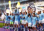 19. maj 2024 vandt Manchester City sit fjerde engelske mesterskab i træk. Det har ingen gjort før dem, selv om fodbolden i England går 136 år tilbage i historien.  Foto: Lee Smith/Ritzau Scanpix