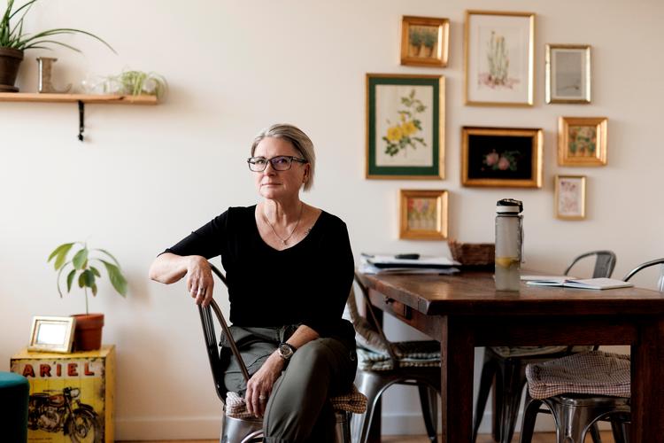 Linda Skriver kæmper på fjerde år med type 2-diabetes og savner samme hjælp, som hun fik, da hun havde kræft. Foto: Jacob Ehrbahn
