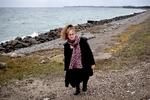 Forfatter Solvej Balle bor på Ærø, og det er herfra hun stadig skriver om Tara Selter, der hver dag vågner op til en ny 18. november. Foto: Finn Frandsen