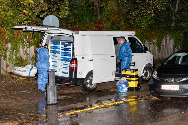 Politiet undersøger mistænkeligt dødsfald på Isfuglestien i Haveforeningen Harrestrup i Valby. Foto: Steven Knap/Ritzau Scanpix