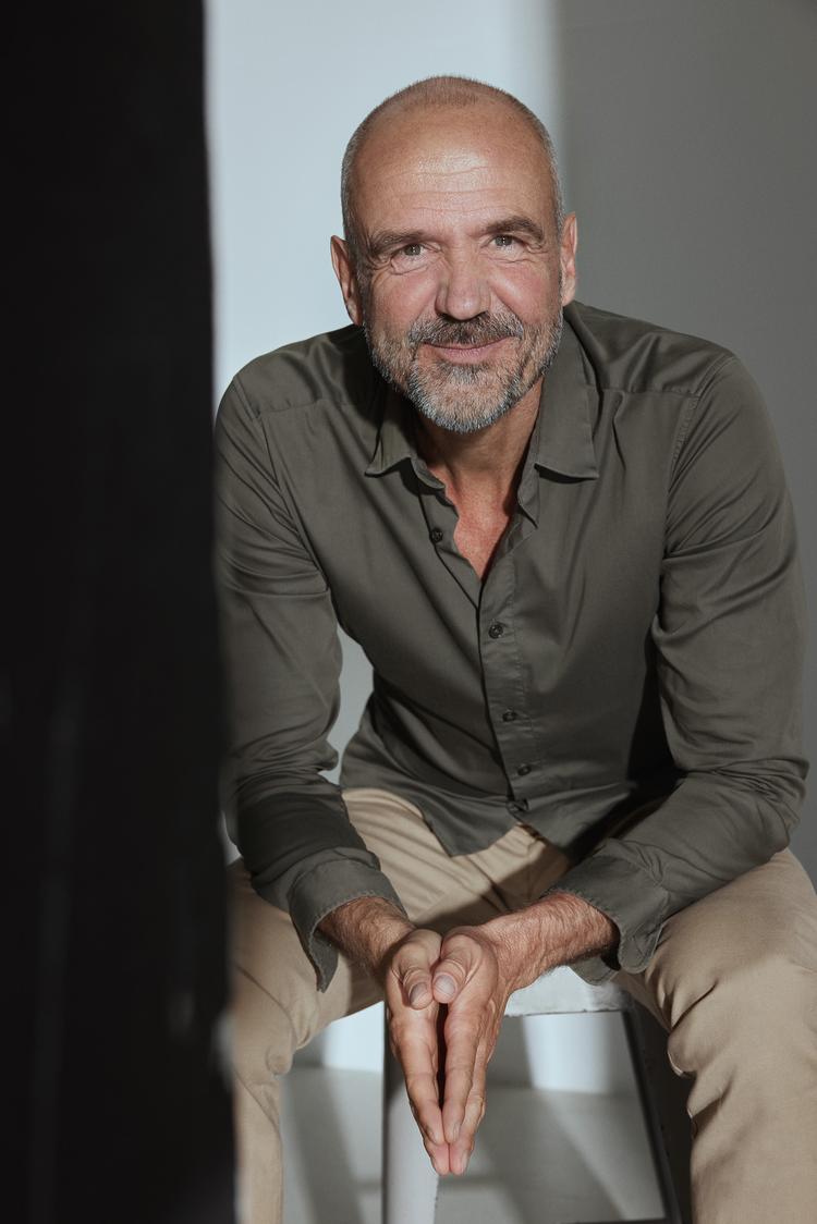 Michael Katz Krefelds nye krimi 'Hævneren' er niende og sidste bind i serien om privatdetektiven Thomas Ravnsholdt, også kendt som Ravn. Foto: Ditte Capion/Politikens Forlag