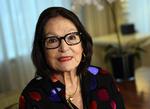 ’Weiße Rosen aus Athen' 'har været græske Nana Mouskouris kendingsmelodi, indsunget på mange sprog, siden 1961. Først nu som 90-årig vil hun måske gøre alvor af at trække sig tilbage.  Foto: Britta Pedersen/Ritzau Scanpix