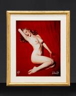 Det berømte nøgenbillede af en purung Marilyn Monroe – alias Norma Jeane Mortenson – er udgangspunkt for kunstneren Maja Malou Lyses udstilling ’MM’. Sex og misbrug har altid været tæt forbundne med Marilyn Monroe, men Lyse anlægger en lidt anderledes vinkel på det velkendte ved at spørge, hvem der har magten, og dermed ejerskabet, over ikonet. Foto: David Stjernholm 