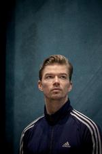 Gregory Dean har de seneste 16 år danset i Den Kongelige Ballet. 40-års fødselsdagen er officiel pensionsalder for de kongelige balletdansere, og 8. marts næste år danser han formelt af i rollen som prinsen i balletten ’Tornerose’. Foto: Miriam Dalsgaard