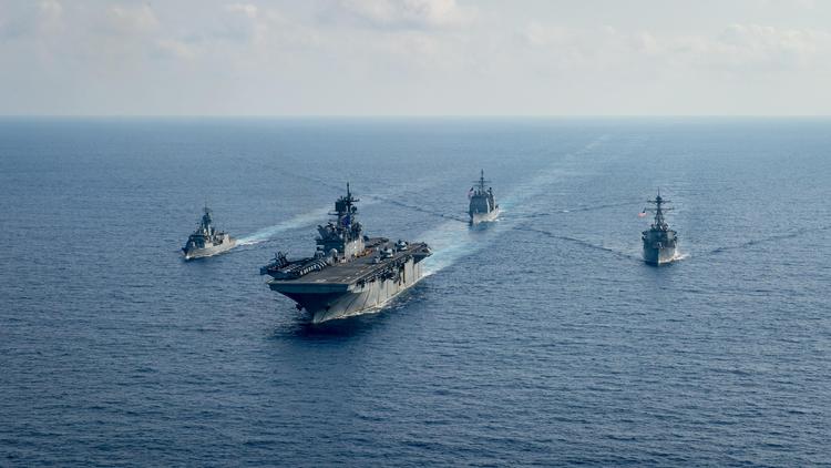 Nato-lande som Holland, Storbritannien og Tyskland har allerede sendt skibe til Stillehavet. Og selv om Danmark foreløbigt nøjes med at sende en stabsofficer til hovedkvarteret i Hawaii, så er samarbejdet med USA tæt. Foto: Petty Officer 3rd Class Nicholas/Ritzau Scanpix