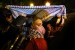 Flere steder i Tyskland har der været propalæstinensiske demonstrationer som her i Berlin, mens en teltlejr i Dortmund blev ryddet.. Foto: Lisi Niesner/Ritzau Scanpix