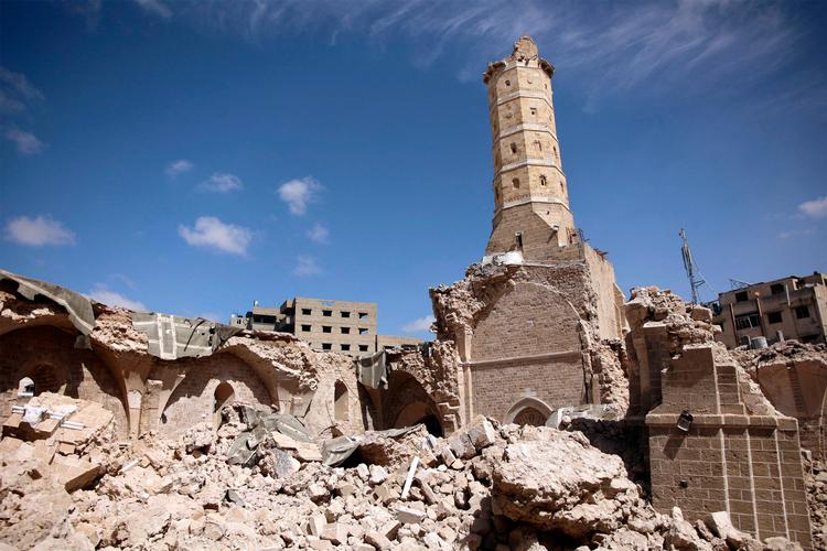 En af de betydningsfulde bygninger i Gaza, der er blevet ramt det seneste år, er den store Omari-moské i Gaza By. I generationer har den været brugt som religiøst mødested. Foto: Omar Al-qattaa/Ritzau Scanpix