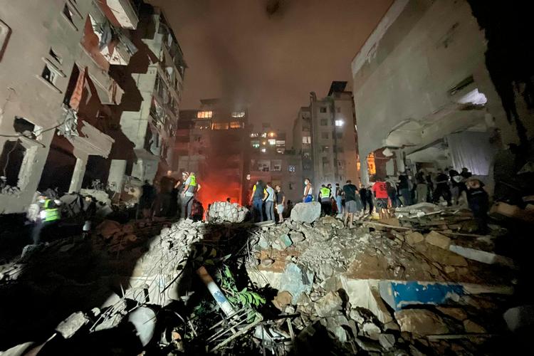 Et af angrebene i Beirut ramte området Basta. Foto: Hassan Fneich/Ritzau Scanpix