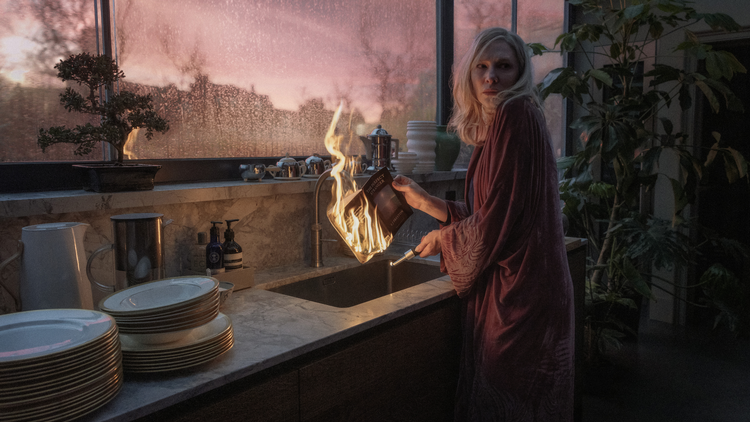 Cate Blanchett brillerer endnu en gang i rollen som alt, hvad det er let at hade: en rig, hvid, succesfuld, neurotisk kvinde Foto: Still fra serien/Apple TV+