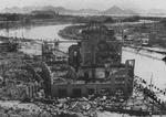 Hiroshima, september 1945, menneskehedens mareridt – Nobels fredspris minder om, at ansvarsløse regimer igen forsøger at undergrave international accept af, at A-våben ikke må bruges igen. Foto: -/Ritzau Scanpix