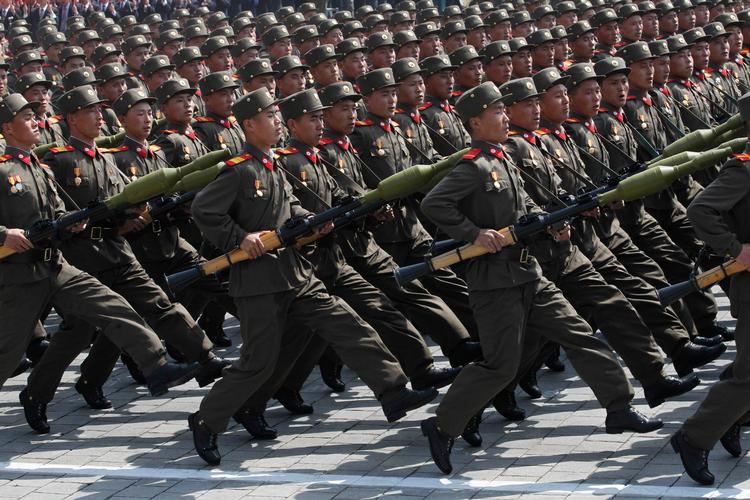  Nordkoreanske soldater marcherer under en parade på Pyongyang's Kim Il Sung Square.
Arkivfoto

  Foto: Ng Han Guan/Ritzau Scanpix