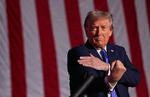 Ved et vælgermøde i Latrobe, Pennsylvania 19. oktober kaldte Donald Trump sin politiske modstander for en »lortevicepræsident«, hvilket udløste klapsalver fra tilhørerne. Foto: Brian Snyder/Ritzau Scanpix