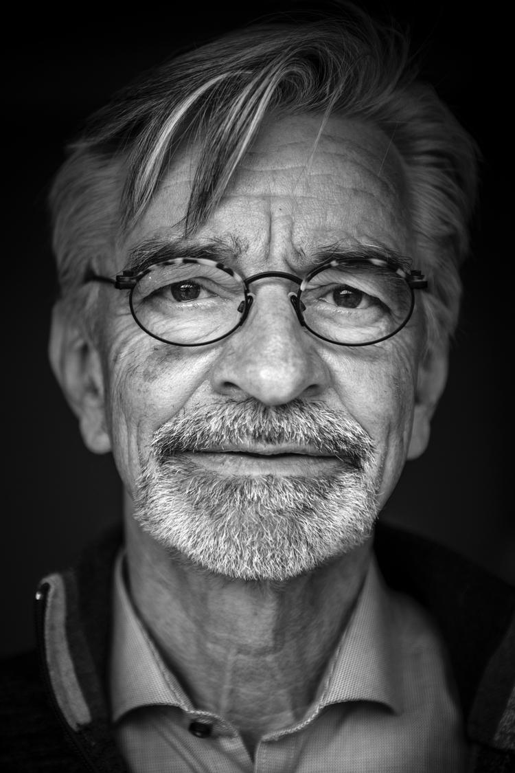 Poul Behrendt stod ved sin egen besættelse, når han gik i kødet på de samme mere eller mindre kulørte forhold, som kultur- og skandalepressen ynder, når den vejrer sensation og skandale Foto: Thomas Lekfeldt/Ritzau Scanpix