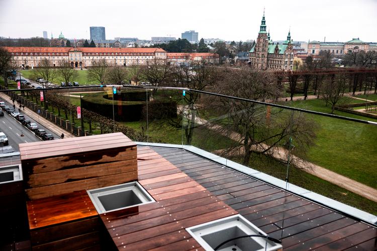 Entreprenøren på Filmtaget vurderer, at udgifterne er mere end tredoblet, og kræver nu yderligere 70 millioner kroner i betaling. Filmtaget åbnede i august i år. Foto: Emil Bay