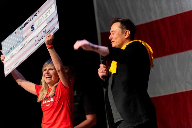 Kristine Fishell er en af dem, der har fået en check på 1 million dollar af Musk. Spørgsmålet er så, om det er lovligt. Foto: Michael Swensen/Ritzau Scanpix