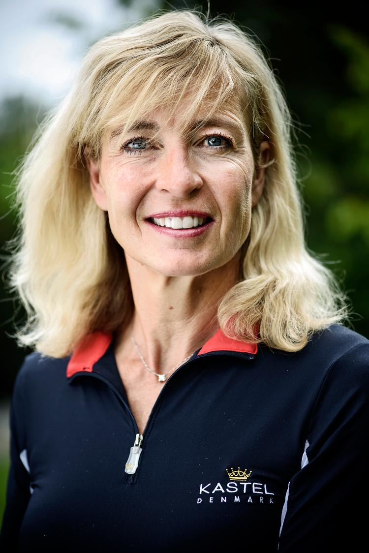 Som direktør i Skagen Design arbejdede hun fra tidlig morgen til aften. I dag bruger velhavende Charlotte Jorst, der fylder 60, formiddagene på at ride og meget af fritiden på at rejse med børn og børnebørn.  Foto: Niels Ahlmann Olesen/Ritzau Scanpix