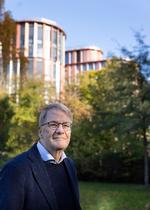 Inden Bent Ottesen gik på pension, nåede han at være involveret i udviklingen af det nye børnehospital Mary Elizabeths Hospital. Nu fylder han 75 år.  Foto: Tomas Bertelsen