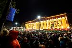 Demonstrationen finder sted, efter at Georgiens provestlige præsident og landets oppositionspartier har opfordret borgerne til at protestere mod resultatet af weekendens valg i landet.  Foto: Giorgi Arjevanidze/Ritzau Scanpix