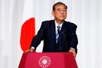 Det konservative parti Liberaldemokraterne (LDP), som har premierminister Shigeru Ishiba i spidsen, har sammen med alliancepartneren Komeito fået 215 pladser i underhuset. Det er ikke nok til et flertal i parlamentet.  Foto: Kim Kyung-hoon/Ritzau Scanpix