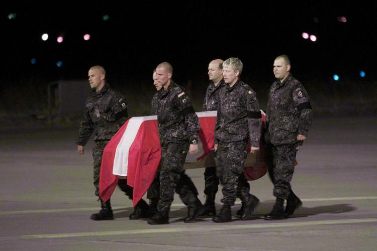 Krigen i Afghanistan kostede mange danske soldater livet og endte med et nederlag. DR's serie 'Velkommen til frontlinjen' har sat fokus på Danmarks militære aktioner, men hvad er vejen frem? Foto: Jens Dresling