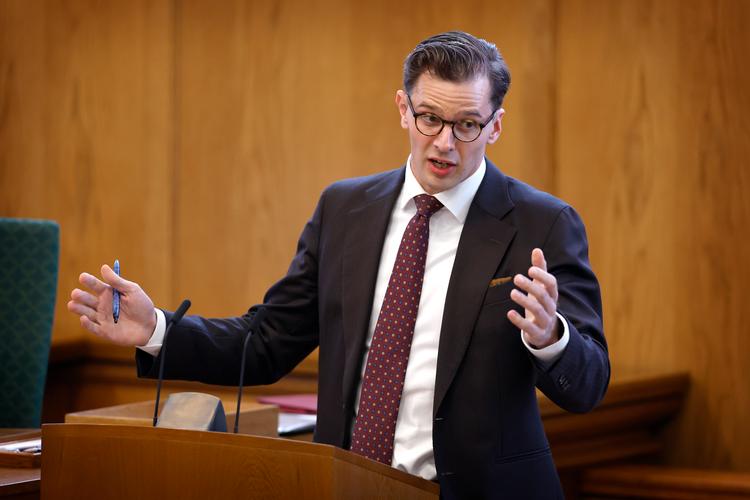    Liberal Alliances partileder, Alex Vanopslagh, vil undersøge statsborgerskabsansøgeres demokratiske sindelag.   Foto: Jens Dresling