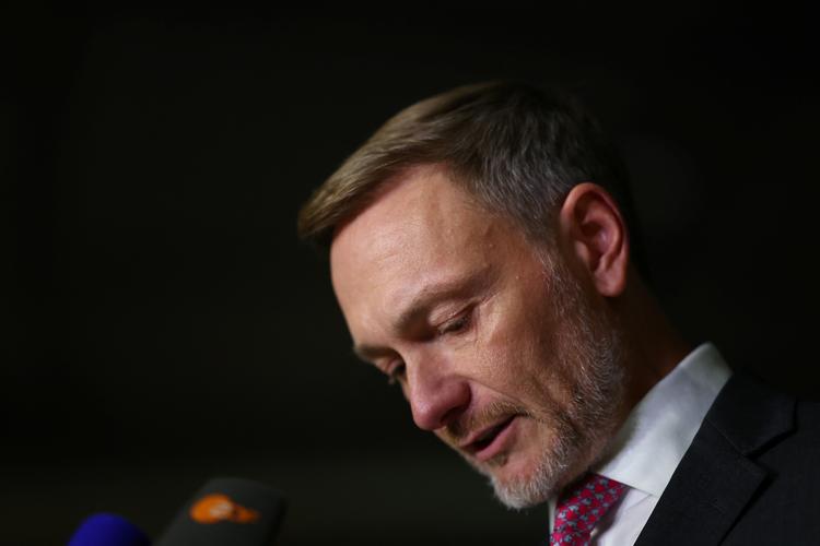 Tysklands finansminister, Christian Lindner, blev fyret af kansler Olaf Scholz. Efterfølgende har alle ministre fra Lindners parti, FDP, trukket sig fra regeringen. Foto: Lisi Niesner/Ritzau Scanpix