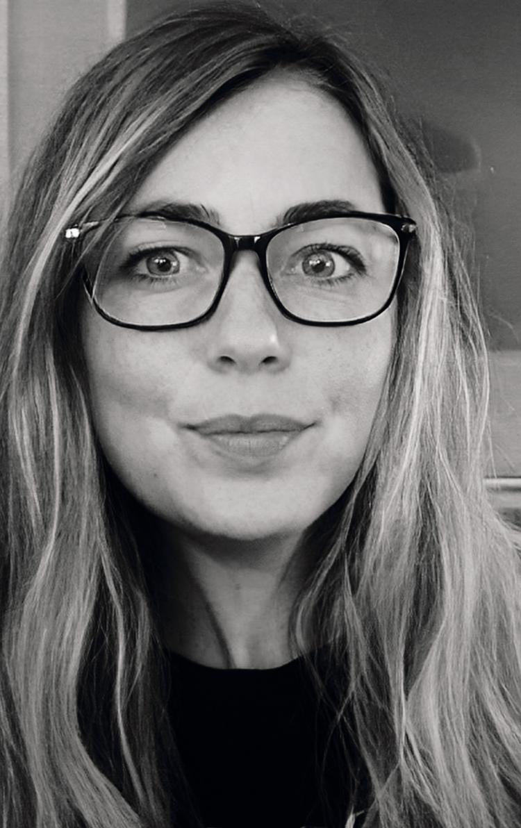 »Lad os stå på alle udsatte børns side og erklære én gang for alle, at transnational adoption hører fortiden til«, skriver adoptant og socialpædagog Iben Krarup Høgsberg Brown. 