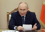 Ruslands præsident, Vladimir Putin, opfordrer Mette Frederiksen og andre vestlige statsledere til at tænke sig om.  Foto: Gavriil Grigorov/Ritzau Scanpix