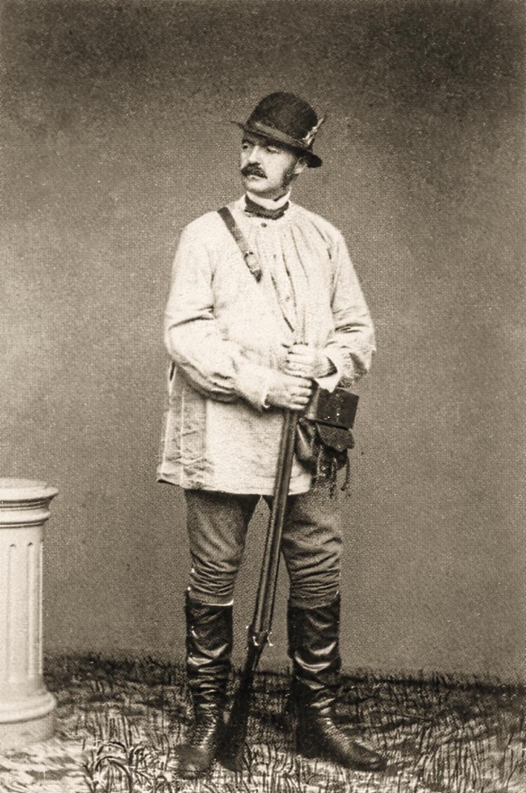 Blixen Finecke var godsejer og umådelig velhavende. Han blev født på den fynske herregård Dallund. Foto: Fra bogen