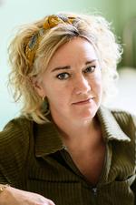 Sarah Smed læste som den første i familien på universitetet, og det var her på historiestudiet, hun opdagede arkivkassernes lyksalighed. Foto: Katrine Becher Damkjær/Ritzau Scanpix