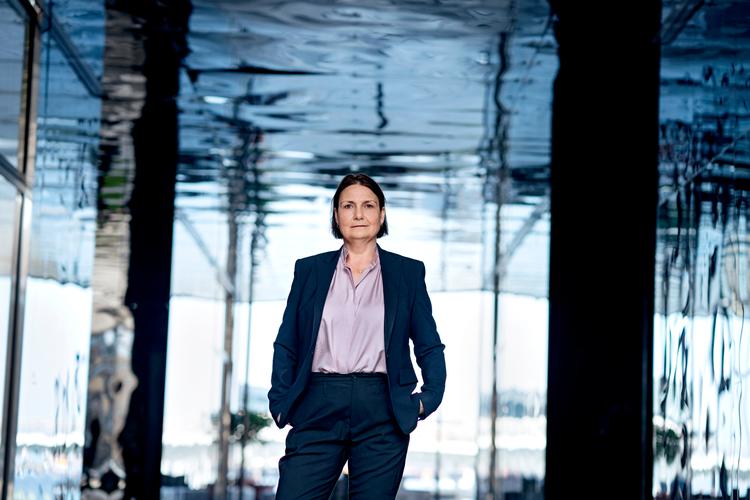 »Der kan sagtens være kvalificerede ansøgere, som alene ville søge, hvis der var et stillingsopslag. Formålet med disse internationale, anerkendte standarder er at sikre en egentlig åben og transparent proces med et tilsvarende bredt ansøgerfelt«, siger Louise Holck, der er direktør for Institut for Menneskerettigheder. Pr-foto:  Institut for Menneskerettigheder