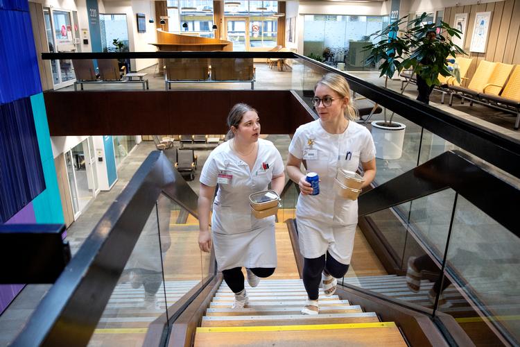 Antal ansatte i Region Hovedstaden stiger. Der er nu 12.819 månedslønnede sygeplejersker i landets største region. Det er en stigning på 311 på to år. Foto: Finn Frandsen