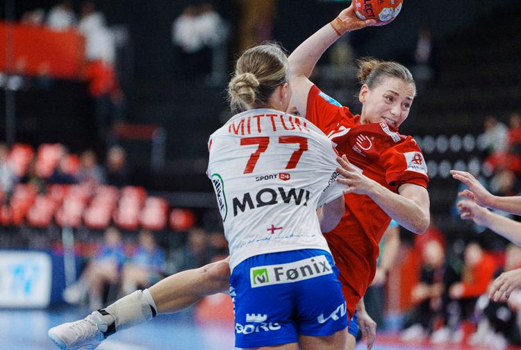 Mie Højlund blev skadet til en træning dagen efter kampen mod Færøerne. Foto: Liselotte Sabroe/Ritzau Scanpix