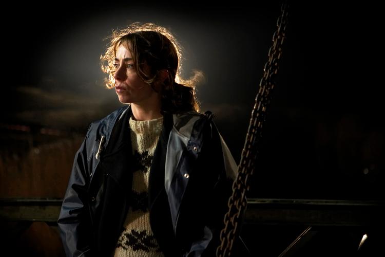 Sarah Lund (Sofie Gråbøl) kommer på hårdt og opslidende arbejde som efterforskningsleder i afdeling A på Politigården i DR-serien ’Forbrydelsen’. Foto: Tine Harden/DR/Ritzau Scanpix