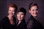 At de tre sangere Linn Andrea Fuglseth, Anna Maria Friman og Jorunn Lovise Husan tidligere var på det tyske lækkerlydslabel ECM, høres på deres nye album med tidløs julemusik. Foto: Ingvil Skeje Ljones