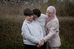 Ola Matouk og hendes familie har brugt ti år på at skabe sig et liv i Rødbyhavn på Lolland. Assad-styrets fald har vakt tanker om at vende tilbage til Syrien. Men det er ikke så ligetil.  Foto: Signe Lægsgaard