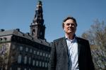 Peter Mogensen har beskæftiget sig med dansk politik i en længere årrække, men han skriver også romaner. Foto: Kasper Løjtved