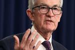 USA's centralbank med chefen, Jerome Powell, i spidsen sænkede renten med 0,25 procent tidligere i dag. Samtidig nedjusterede banken udsigten til antallet af rentenedsættelser næste år, og det udløste markante kursfald på børsen i New York. Foto: Kevin Lamarque/Ritzau Scanpix