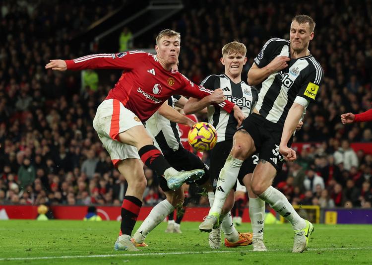 Rasmus Højlund spillede hele kampen for Manchester United, men formåede ikke at finde vej til målet. Foto: Lee Smith/Ritzau Scanpix