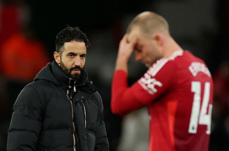 Christian Eriksens boldomgang var sjældent usikker, og heftræner, Ruben Amorim, tager nu ordet nedrykning i sin mund efter 0-2-nederlaget hjemme mod Newcastle.  Foto: Lee Smith/Ritzau Scanpix