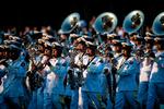 Myanmar fejrer lørdag sin nationaldag. Det sker blandt andet med en militærparade igennem hovedstaden Naypyidaw. Foto: Str/Ritzau Scanpix